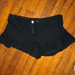 black lace ruffle shorts!